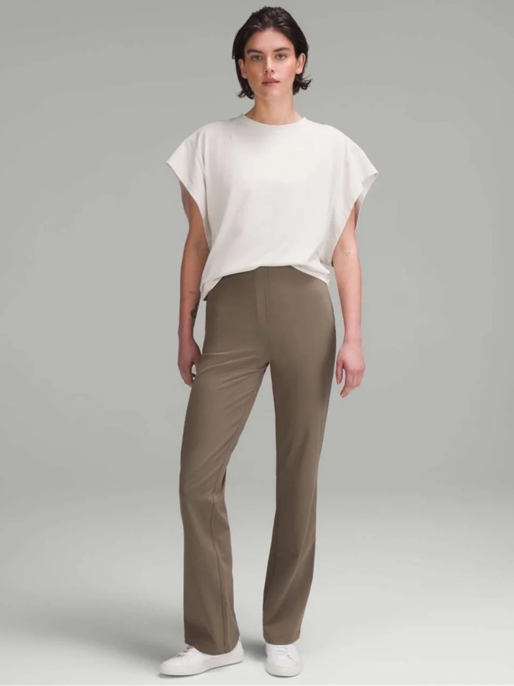 Lululemon Smooth Fit Pull-On High-Rise Pant in color Nomad